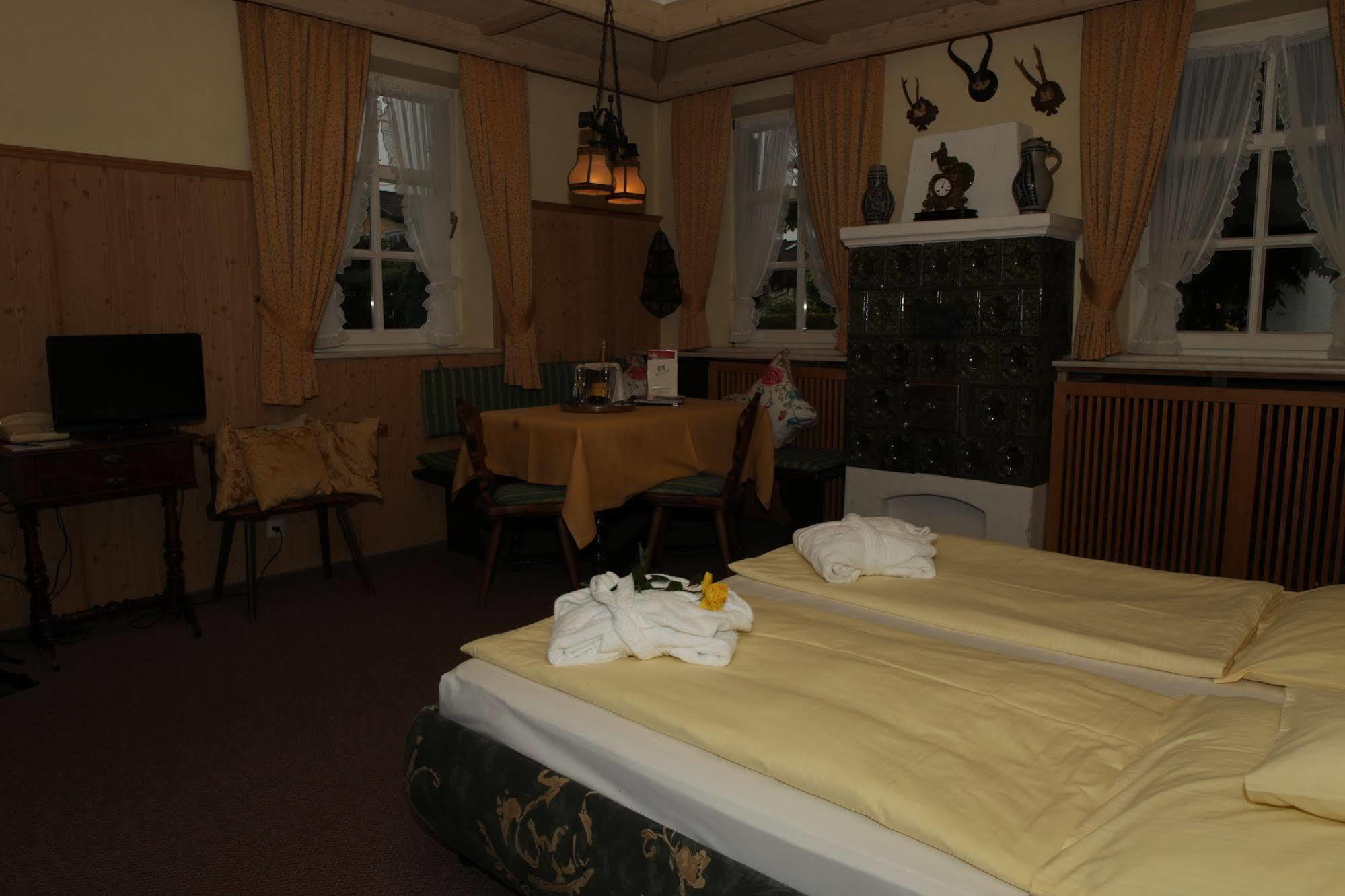 Hotel Edelweiss Garni Garmisch-Partenkirchen Dış mekan fotoğraf